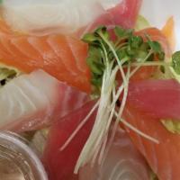Sashimi Salad · 3 pcs tuna 3 pcs salmon 3 pcs izumidai