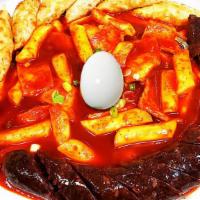 라떡순만 / Ddukbokki With Ramen Noodles & Korean Sausage & Fried Dumpling · Spicy Rice Cake with Ramen Noodles & Korean Sausage & Fried Dumplings.