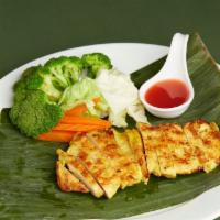 Bbq Chicken · Mild. Grilled herbal-marinated chicken served on bed of assorted vegetables with sweet chili.