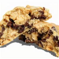 Peanut Butter Chocolate Chip  · THE BANGER. SEMI-SWEET GOURMET CHOCOLATE CHIPS & PEANUT BUTTER CHIPS. 
Each cookie weighs 3 ...