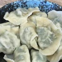 Leeks Dumpling With Pork - 10 Pieces / 水餃韭菜豬肉 · 