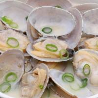 Steamed Clams With Sake (日式清酒煮蜆) · *Steamed Clams with Sake
*15 pcs clam