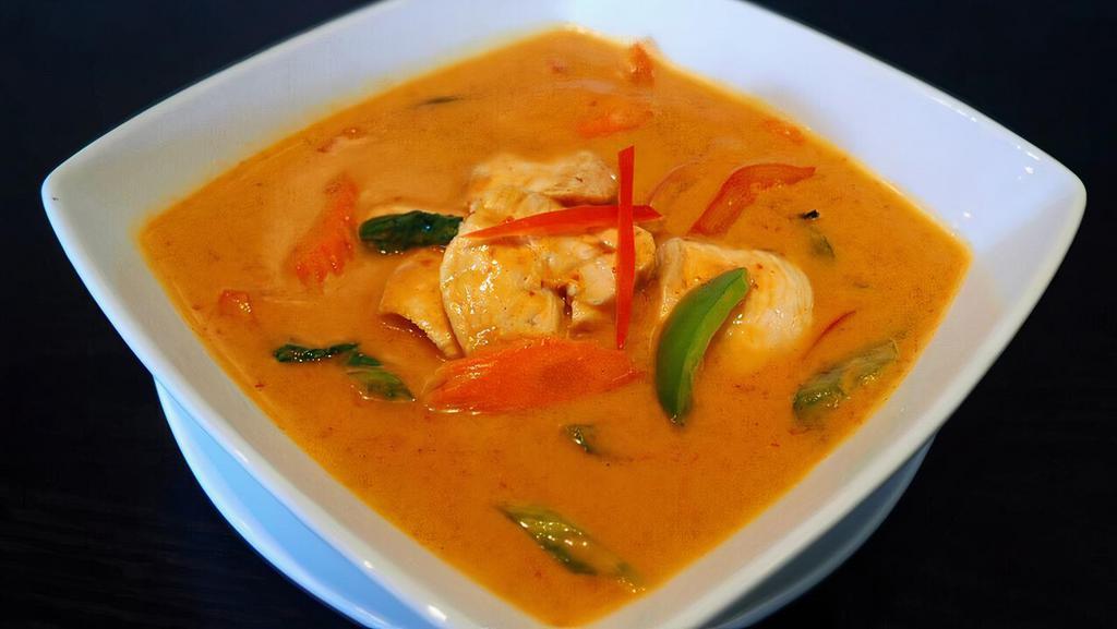 Panang Curry · Comes with bell pepper, carrot and basil leaves.