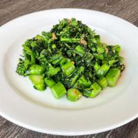 Side Broccolini & Garlic · Sauteed with garlic, kosher salt, black pepper, and extra virgin olive oil. Vegan, vegetaria...