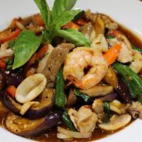 Chef'S Special (Hot) · Shrimp, beef, calamari, chicken, eggplants, green beans, mushrooms, onions, bell peppers, an...