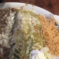 Enchiladas Suizas · Chicken. Comes with rice and choice of refried or black beans.