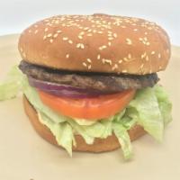 1/4 Hamburger · Burger with lettuce, tomatoes, 1000 island sauce, and onions.