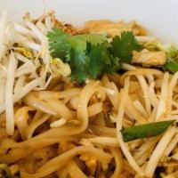 Pad Thai · Vegetarian. Gluten-free. Thin rice noodles, seasoned tamarind sauce, egg, bean sprouts, gree...