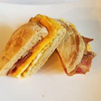 Breakfast Sandwich · english muffin, egg, bacon strips, american cheese