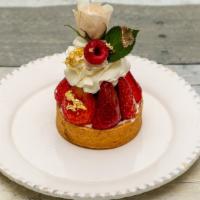 Strawberry Fruit Tart · Shortcrust tart covered in a thin layer of chocolate, filled with vanilla cream and topped w...