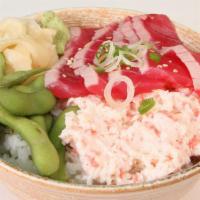 Tataki Bowl · Imitation crab and seared tuna. Comes with green onions and sesame seeds on top.