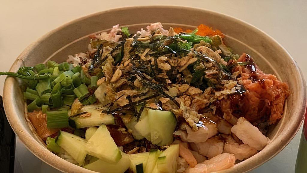 Shredded Or Grilled Chicken Bowl · Served on a bed of rice with your choice of toppings.