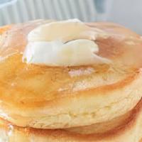 Pancakes · 4 fresh fluffy Pancakes
