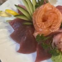 Ninja'S Sashimi Plate · Chef's choice of 12 pieces assorted sashimi.
