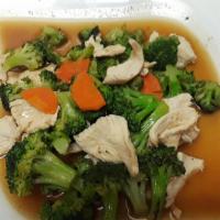 Broccoli Chicken · Sautéed chicken breast with light garlic, broccoli in house special sauce.