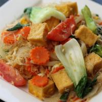 Pad Woon Sen (Glass Noodle Stir-Fried) · Stir-fried glass noodle, egg, onion, carrot, tomato, and bok choy.