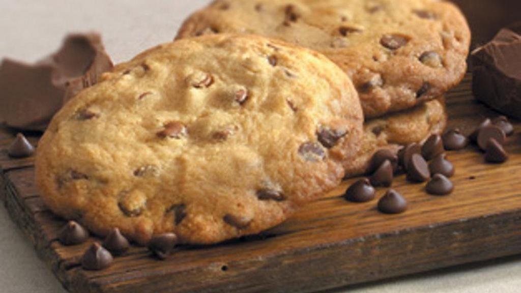 Chocolate Chip Cookie · 420-510 cal per person