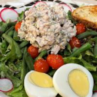 Montrose Goddess · Contains walnuts. 
Tarragon chicken salad, green beans, tomato confit, radish, boiled egg, l...