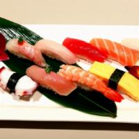 Sushi Mix · assorted 10 pcs of sushi,
served w/salad & miso soup