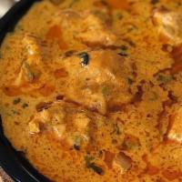 Chicken Korma · Tender chicken cooked in creamy cashew sauce.