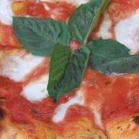 Pizzarosa · Feta, mozzarella, Parmigiano cheese with tomatoes.