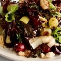 Side Mixed Green Salad · Roasted Grapes, Crouton, Sunflower Seeds, Caramelized Leek, Sherry Vinagrette