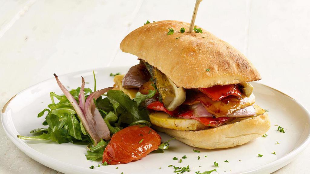 Vegetariano Sandwich · Grilled vegetables, roasted mushroom, goat cheese, pistou, aioli