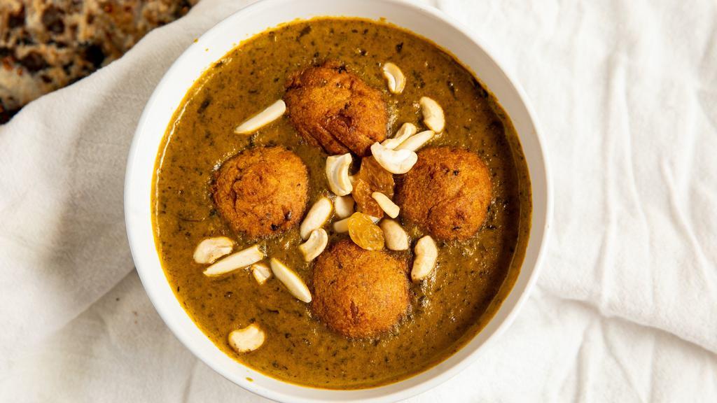 Viceroy Special Kofta · Homemade Indian cottage cheese, potatoes and spices mixed cheese balls and then finished with a creamy gravy made of crushed cashews, raisins, and touch of fenugreek.