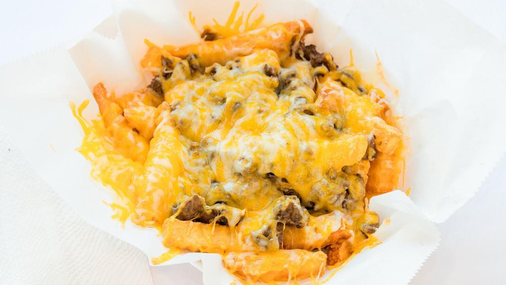Carne Fries · fries, meat & cheese