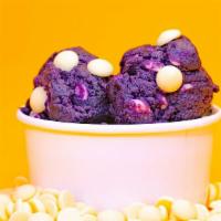I'Declare Edible Ube Cookie Dough (1/2 Lb Pouch) · Edible cookie dough bites made from scratch that are moist and delicious! Our signature doug...