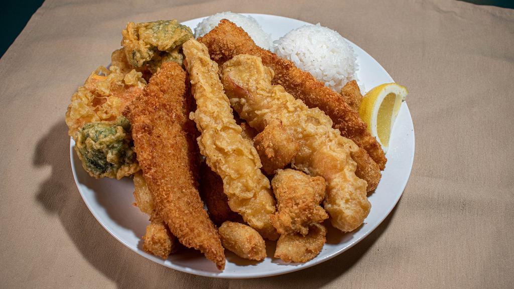 Mixed Seafood Plate · Fish, shrimp and squid.