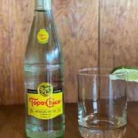Topo Chico Sparkling Water · 12 oz
