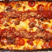 Motown Meat Pizza · pepperoni. ham , bacon jam, housemade italian sausage