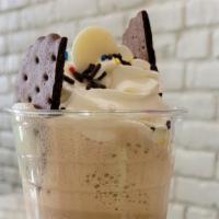 River City Rootbeer Float · A scoop of handmade vanilla ice cream/ whip/sprinkles/ cookie