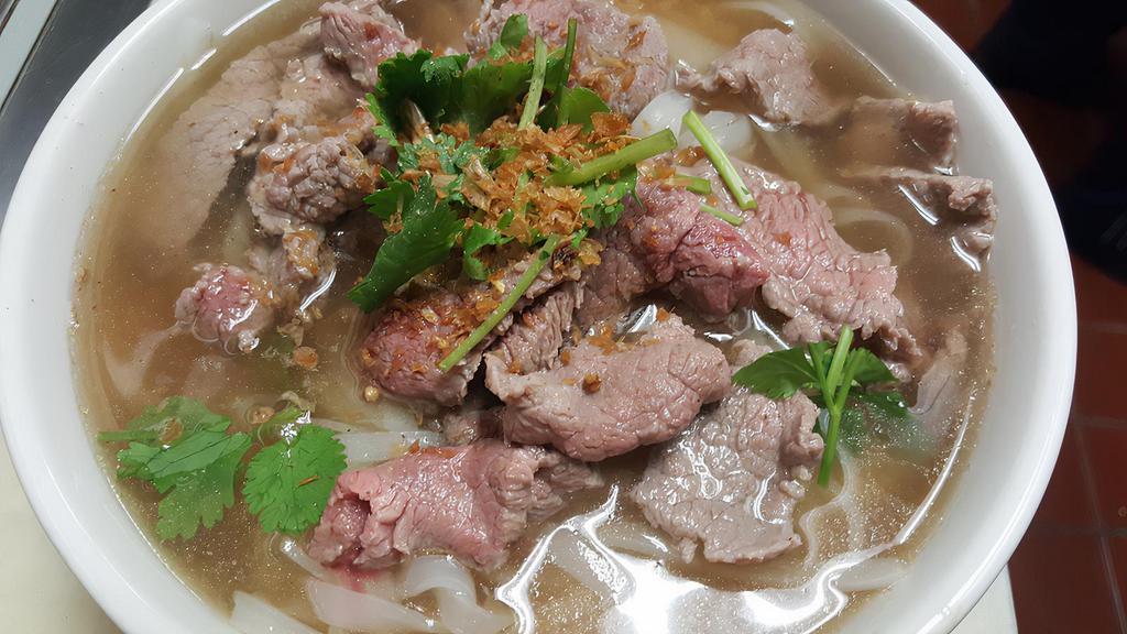 Beef With Rice Noodles Soup · 
