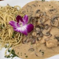 Pollo Marsala · Chicken breast sautéed with mushrooms and basil in a creamy marsala sauce served with pasta ...