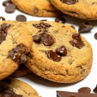 Ultimate Chocolate Chip · Dough : Original Mix-ins : Guittard Semisweet, Milk, and Dark Chocolate Chunks, with a Sprin...