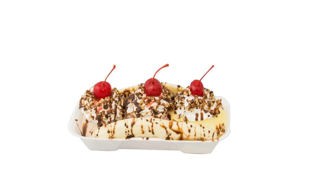 Banana Split · With three flavors of ice cream with whipped cream and cherry, one topping and one syrup topping. Toppings (1): , , rainbow sprinkles or chocolate sprinkles. Syrup (1): Chocolate, strawberry, caramel.