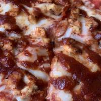 Bbq Pizza · Comes with BBQ Sauce, Pepperoni, BBQ Chicken, Bacon, Green Pepper.