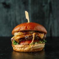 Big Kahuna · Grilled Pineapple,Teriyaki Drizzle, Lettuce, Tomato, Grilled onion, Colby Jack Cheese, and T...