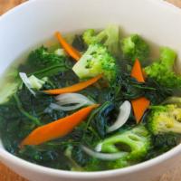 Midori Ramen · Clear soup, broccoli, spinach, onions and carrot.