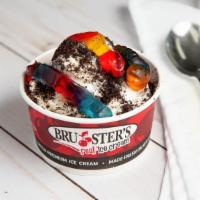 Dirt Sundae · Vanilla ice cream topped with finely crushed Oreo cookies and a gummy worm!
