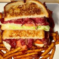 Blt Combo · mayo, bacon,lettuce,tomatoes,fries,drink