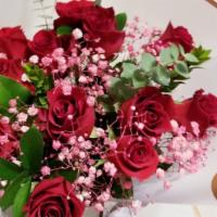 Dozen Red Roses & Pink Baby’S Breath Bouquet Ii · FRR1005-II
Dozen Red Roses & Pink Baby’s Breath Bouquet
A beautiful long stem dozen red rose...