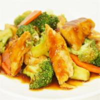Grilled Chicken With Broccoli · 