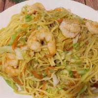 印第安蒜香蝦炒麺 · House Special Prawns and Garlic Noodles.