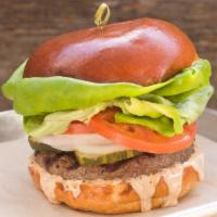 Mesa · lettuce, tomato, raw onion, pickles, mesa burger sauce
