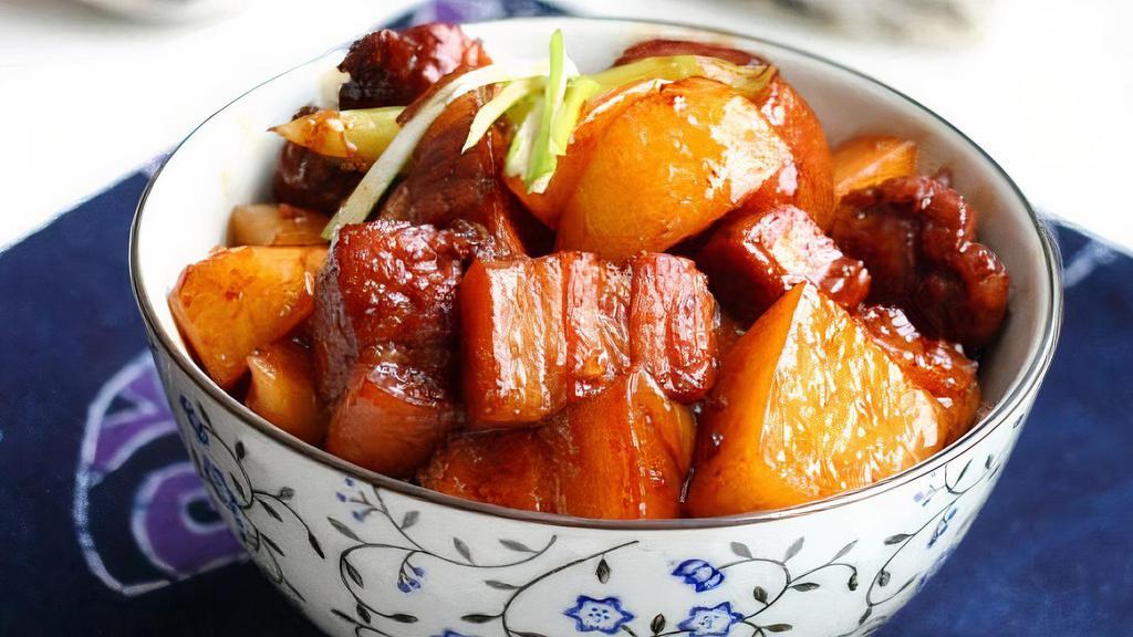 Braised Pork With Potato · Spicy.四川红烧肉