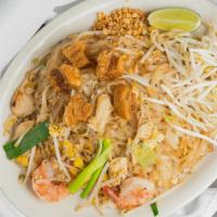 #24. Super Pad Thai · Chicken, shrimp and crispy pork.