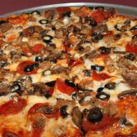Pagni Thin Crust Special · Pepperoni, sweet Italian sausage, sliced black olives on a thin crust.